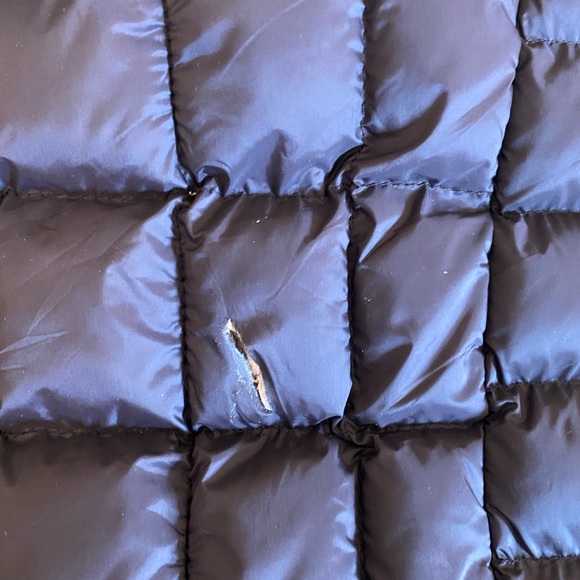 Moncler black puff jacket. Original - Picture 3 of 7